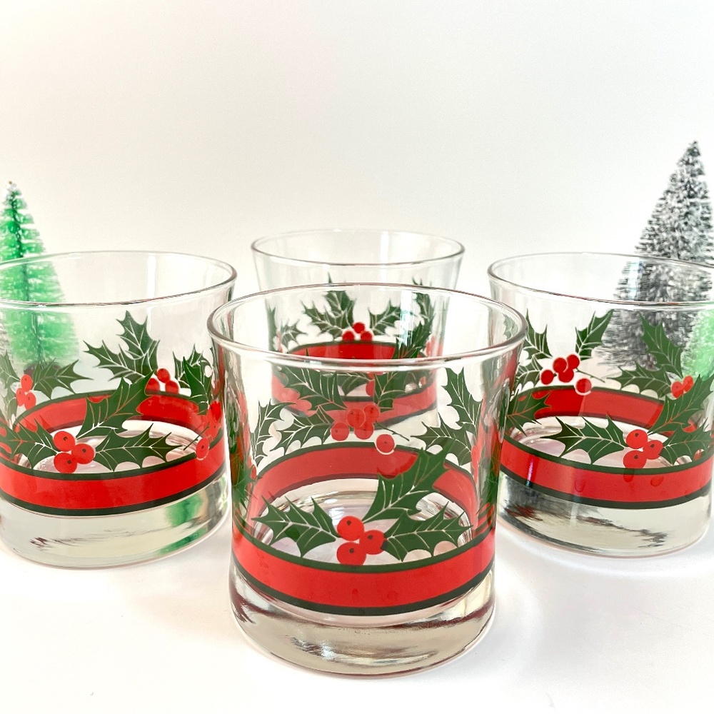 Drink & Be Merry! Vintage Libbey Holly & Berries Old Fashioned/Rocks Glasses Set